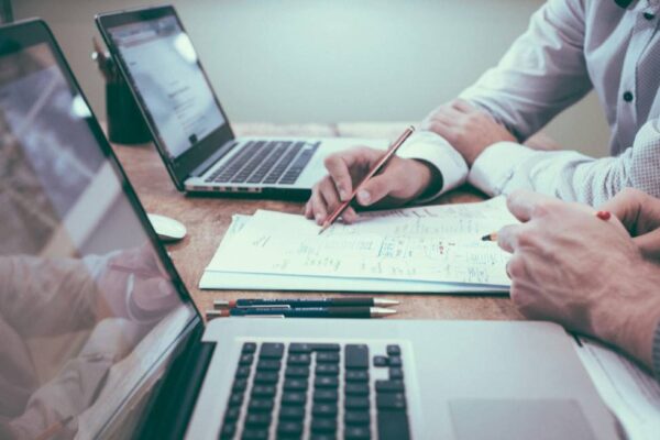 Direct Indexing vs Mutual Funds: Tax Efficiency Analysis thumbnail